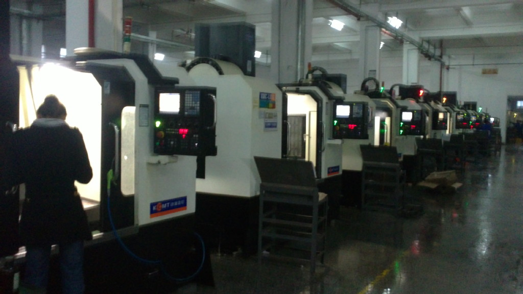 <strong>南京藝匠專業(yè)cnc精密機(jī)械加工，知名品牌，高性價比</strong>