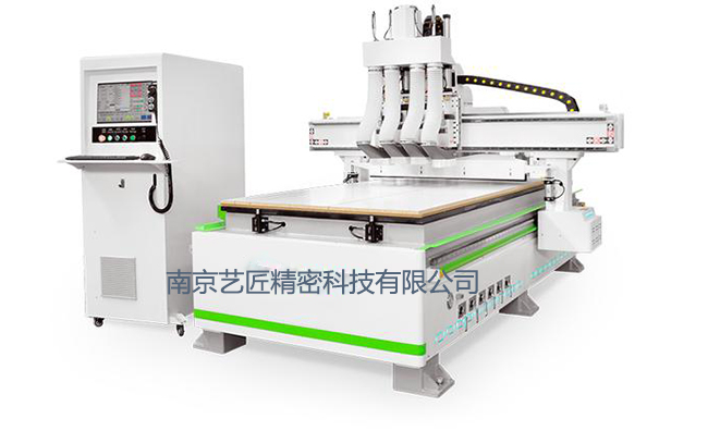 <strong>南京藝匠教你CNC加工中心的保養(yǎng)有哪些方法？</strong>