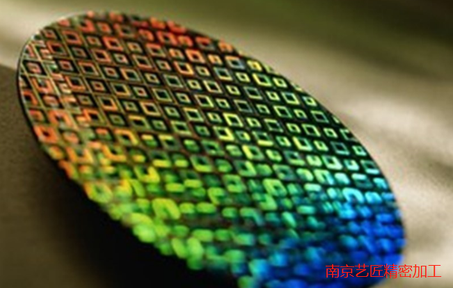 <strong>精密晶片在武器、5G、人工智慧（AI）和機器人等方面商家必爭</strong>